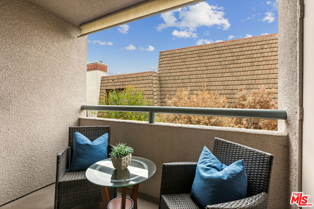 8300 Manitoba St Unit: 210