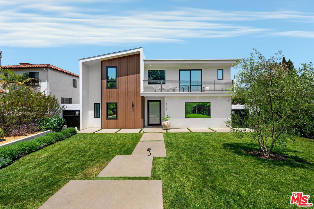 3170 Grand View Blvd