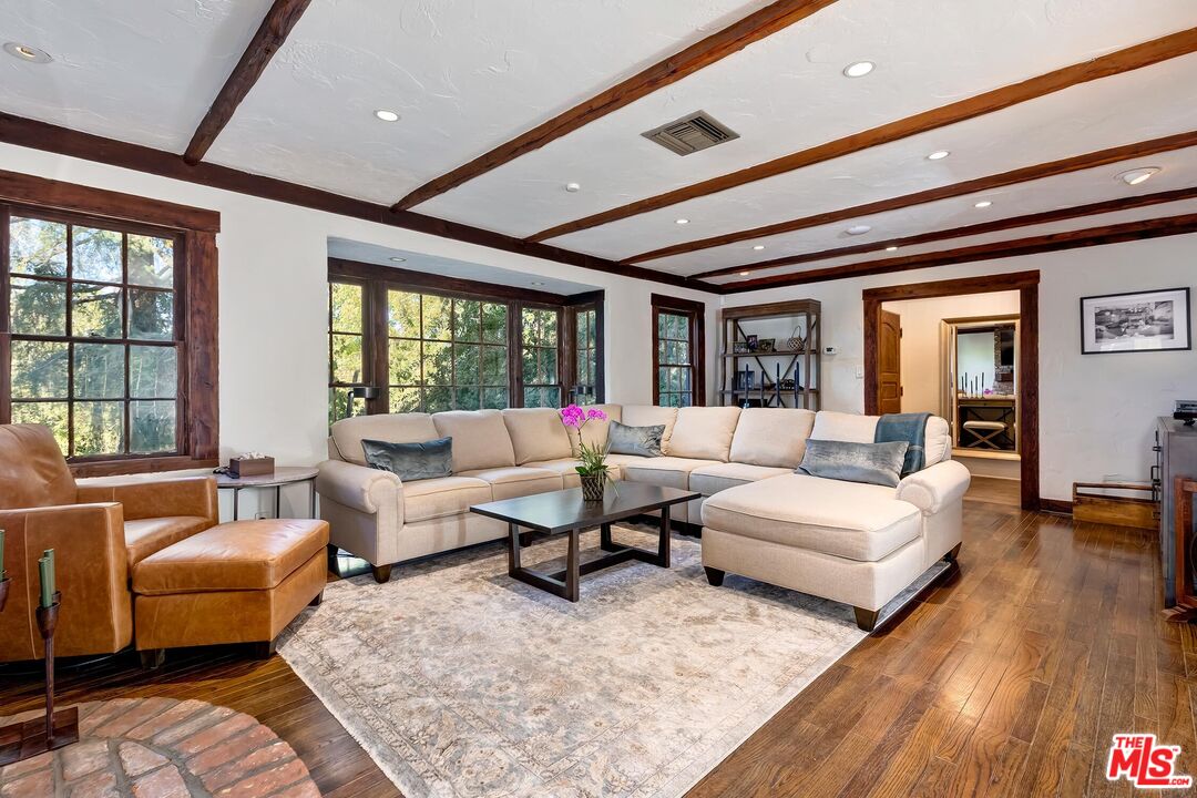 14432 Valley Vista Blvd