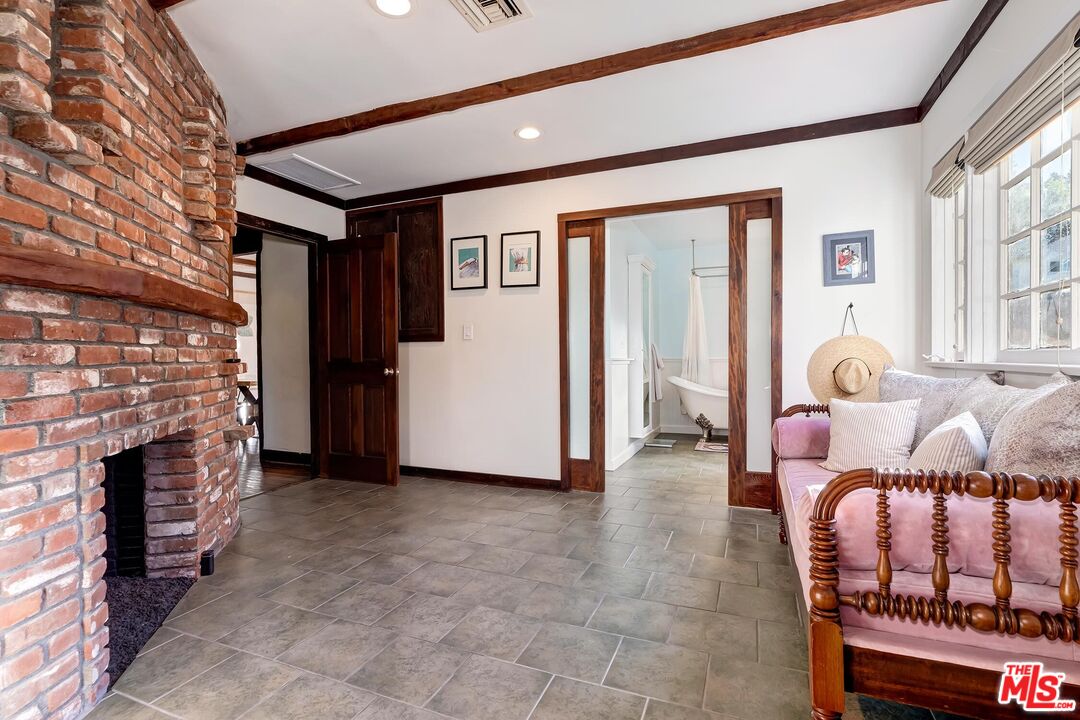 14432 Valley Vista Blvd