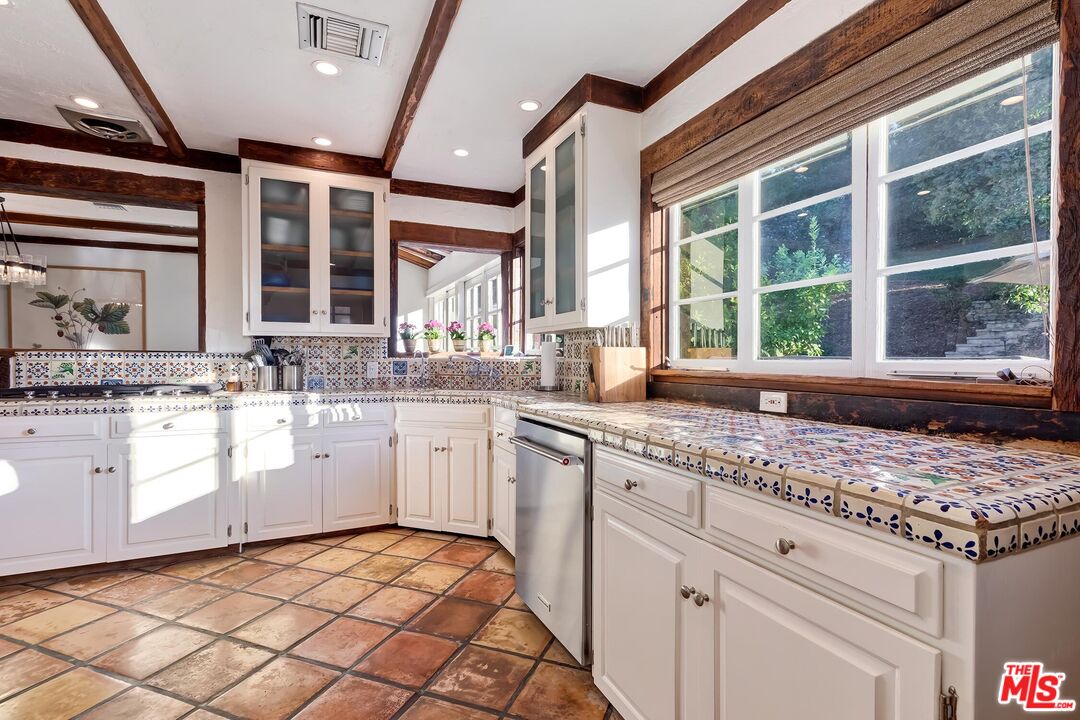 14432 Valley Vista Blvd