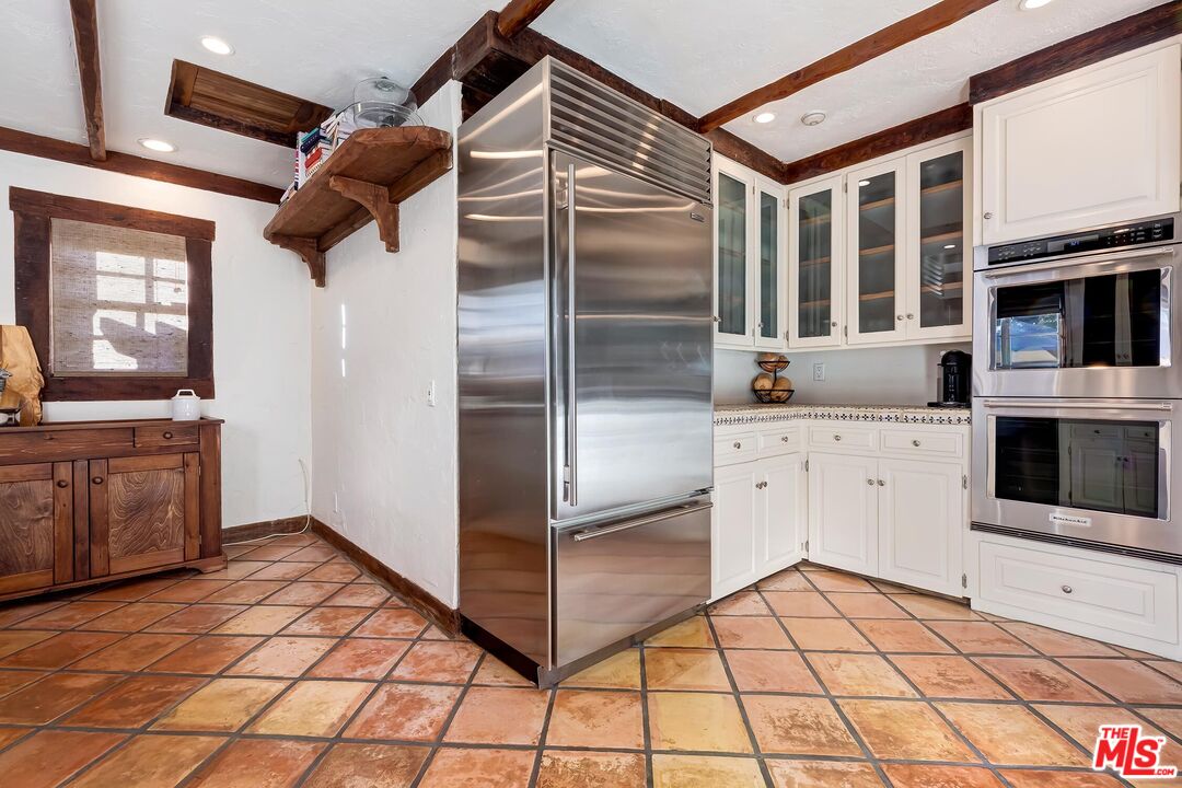 14432 Valley Vista Blvd