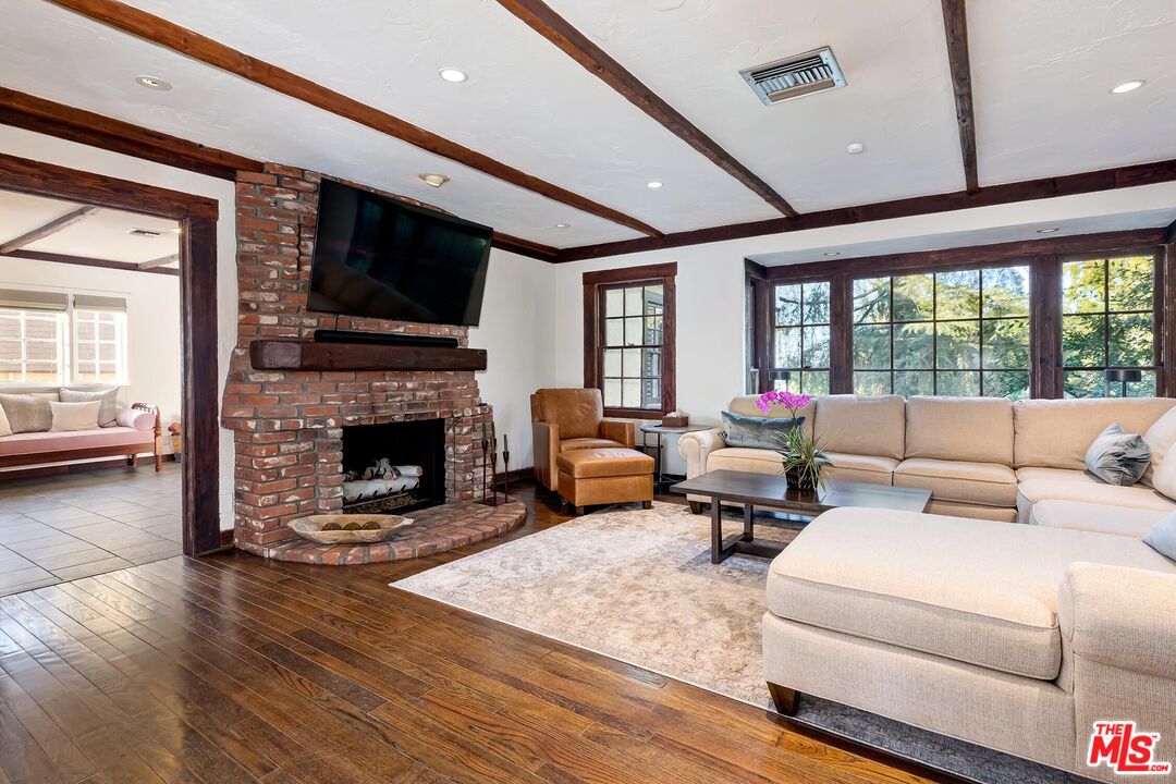 14432 Valley Vista Blvd