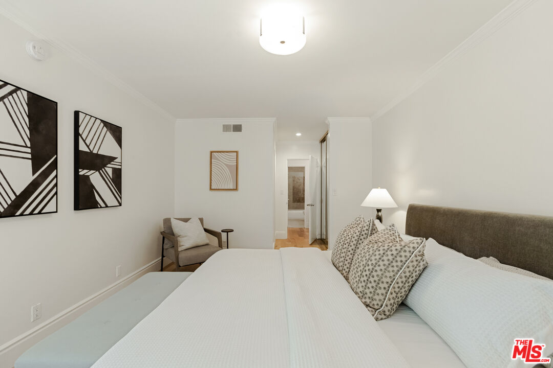 1250 S Beverly Glen Blvd Unit: 107
