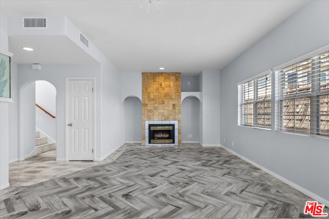 223 Loma Vista St Unit: A