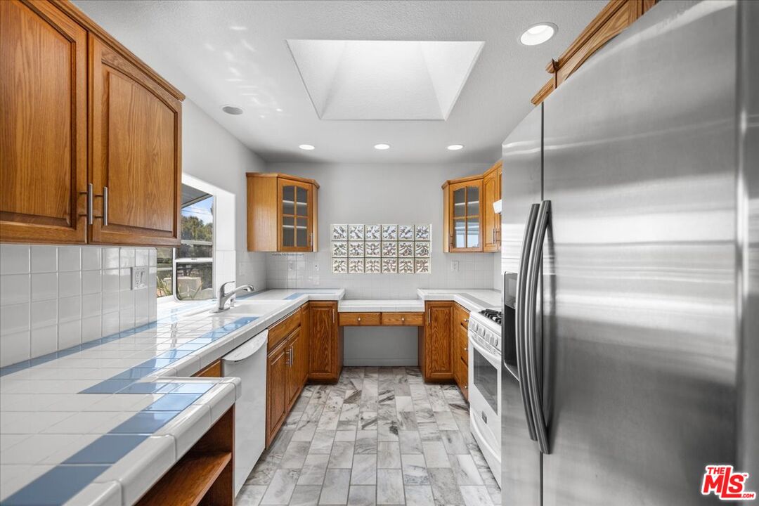 223 Loma Vista St Unit: A