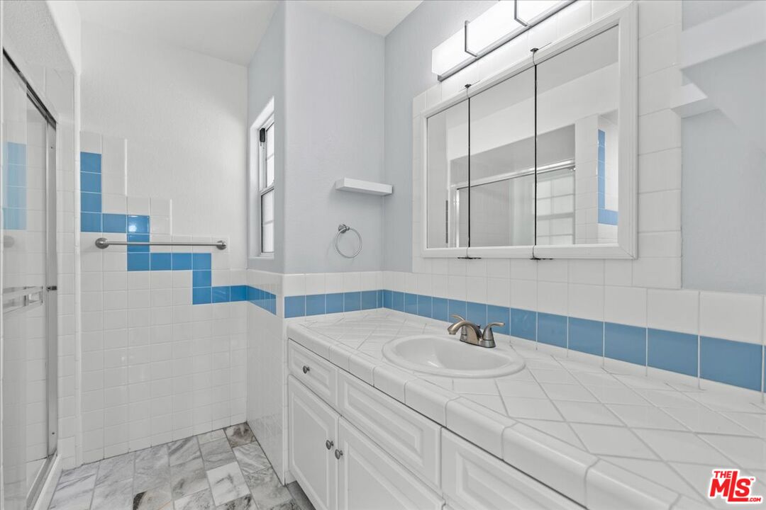 223 Loma Vista St Unit: A