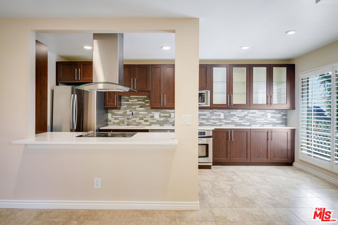 1023 Hancock Ave Unit: 114