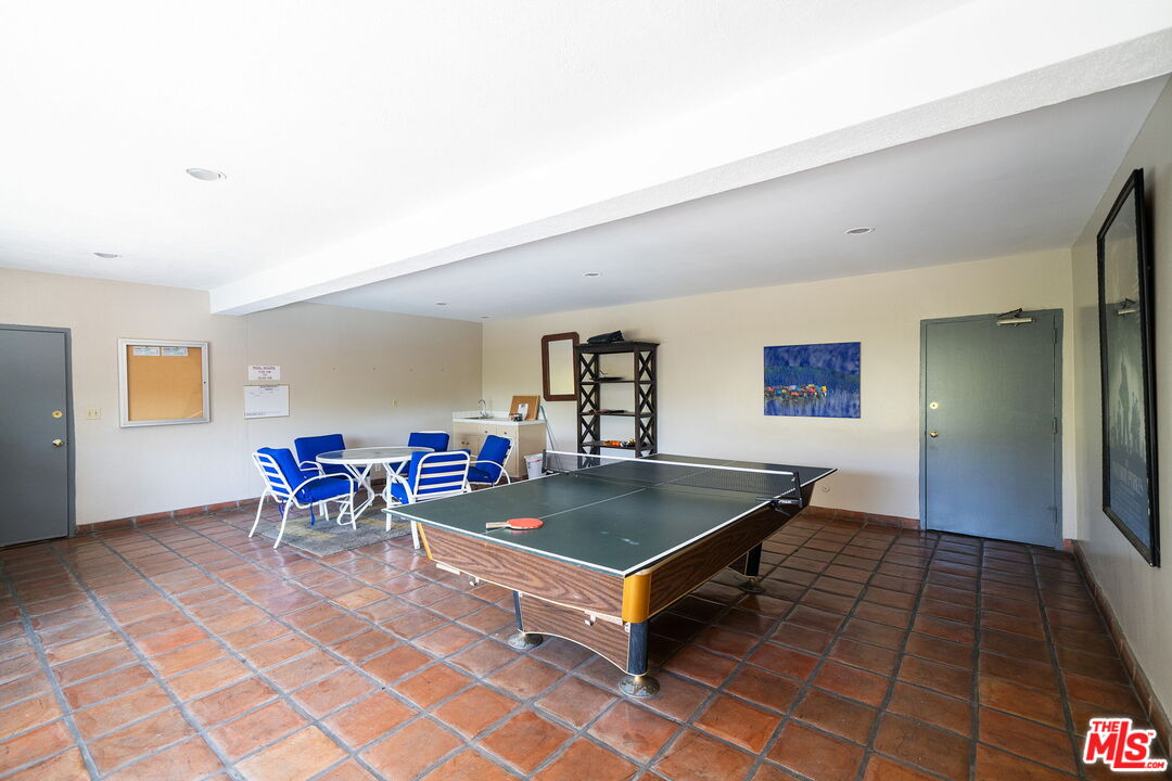 1023 Hancock Ave Unit: 114