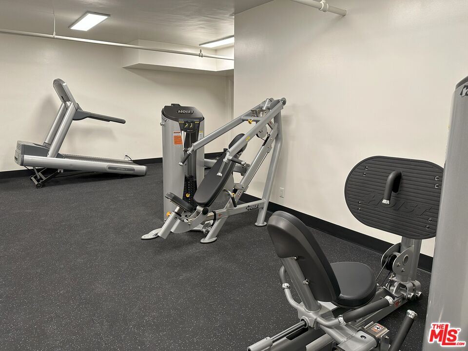 11750 W Sunset Blvd Unit: 221