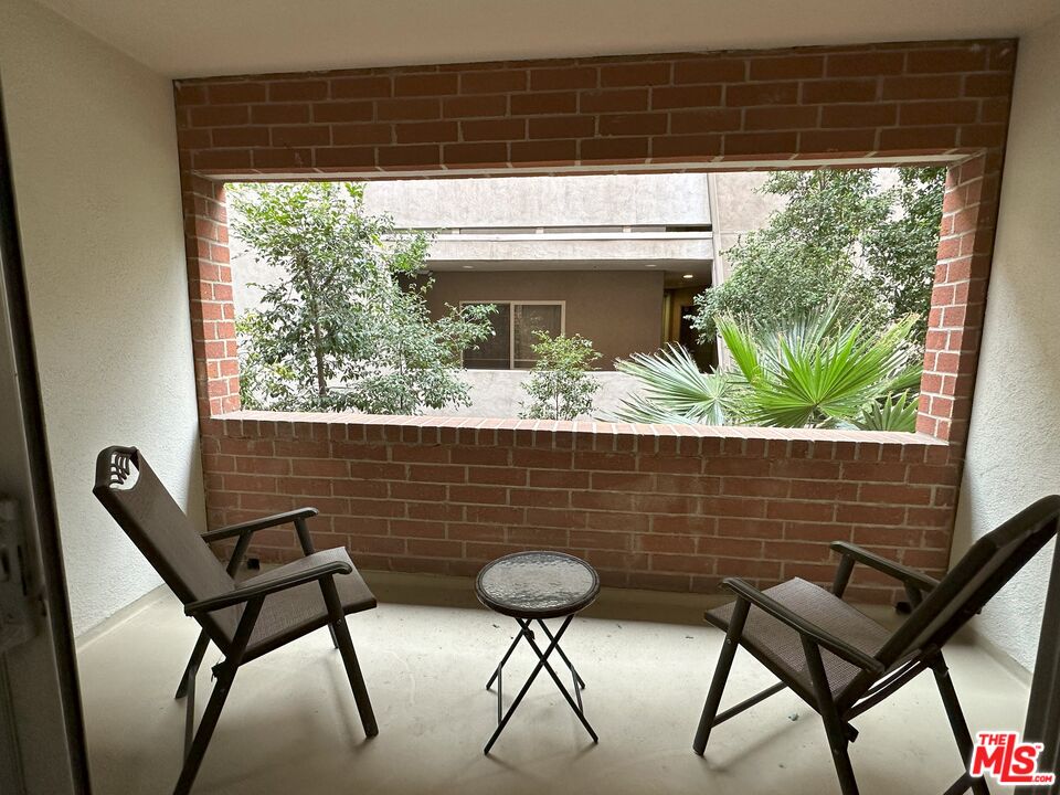 11750 W Sunset Blvd Unit: 221