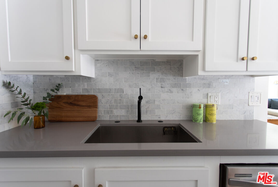 1222 N Olive Dr Unit: 101