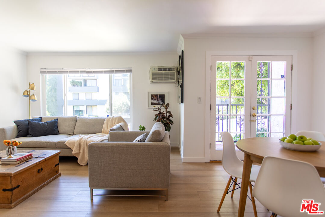 1222 N Olive Dr Unit: 101