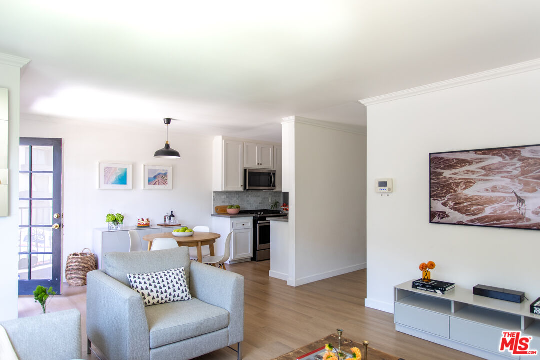 1222 N Olive Dr Unit: 101