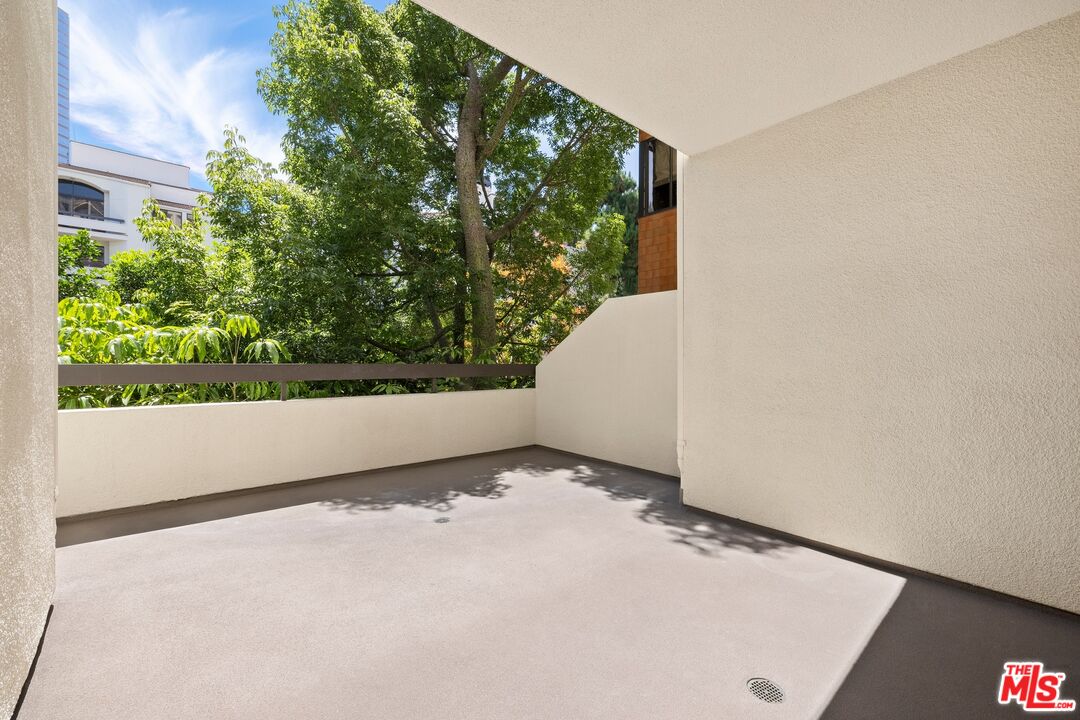 2132 Century Park Ln Unit: 115