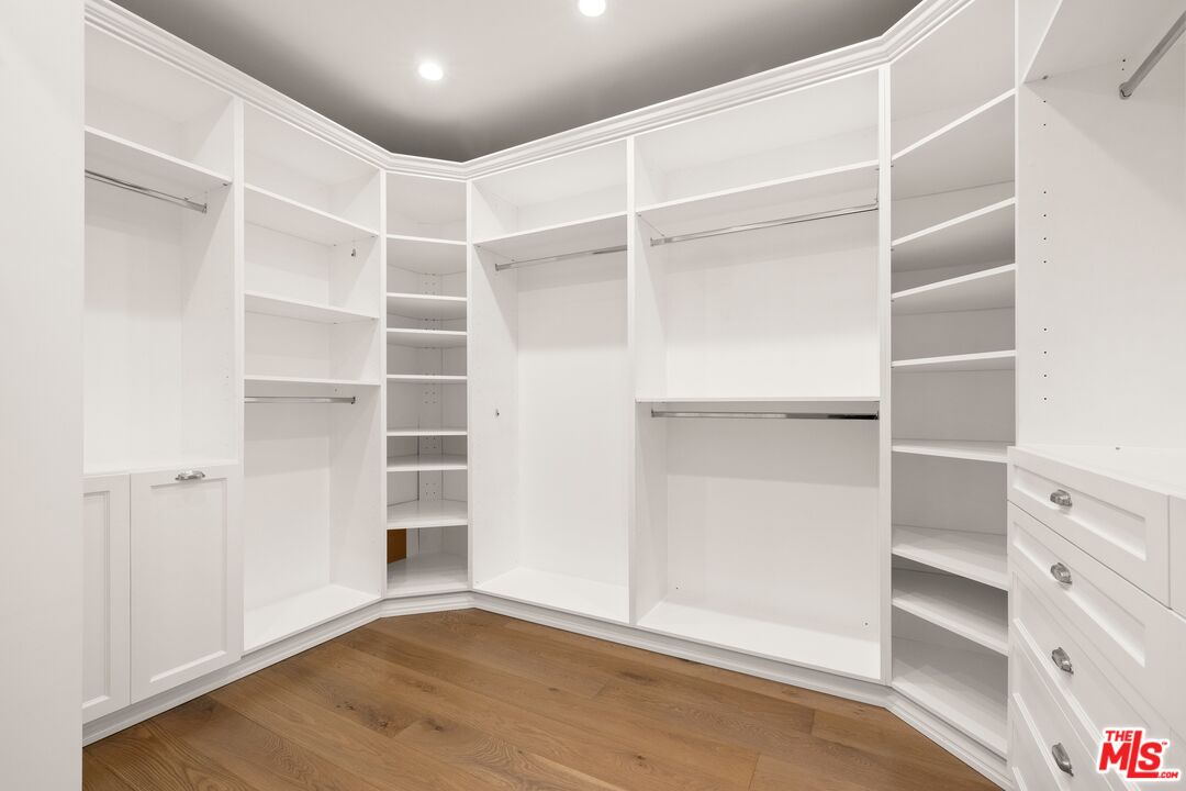 2132 Century Park Ln Unit: 115