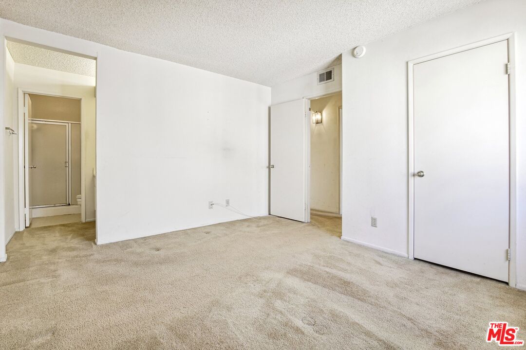 27905 Tyler Ln Unit: 708