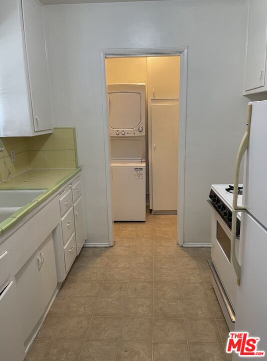 12736 Venice Blvd Unit: 5