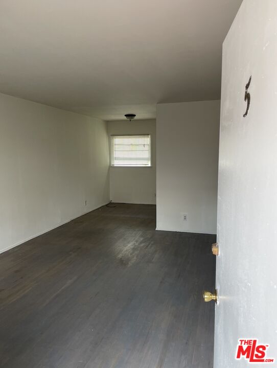 12736 Venice Blvd Unit: 5