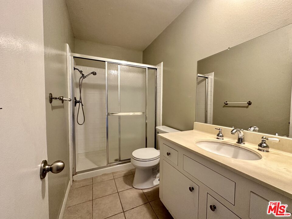 9025 Willis Ave Unit: 118