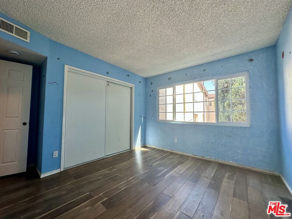 9025 Willis Ave Unit: 118