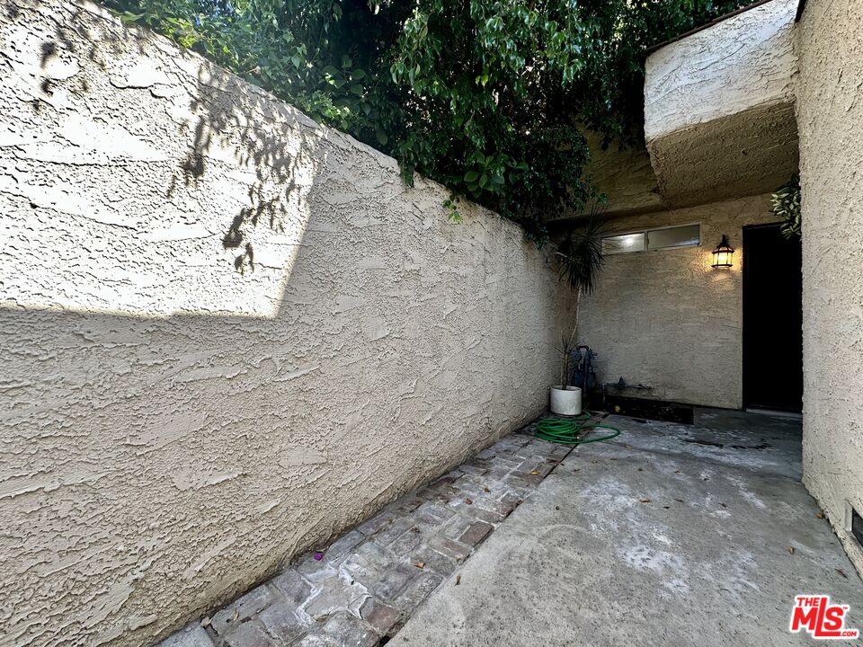 9025 Willis Ave Unit: 118