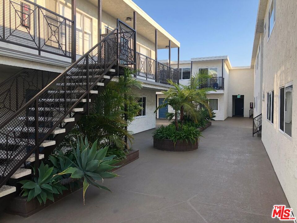 2721 2nd St Unit: 214