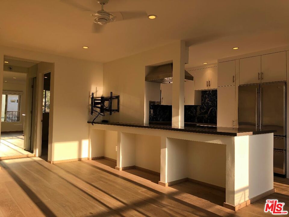 2721 2nd St Unit: 214