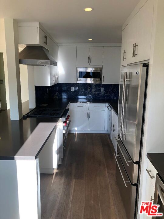 2721 2nd St Unit: 214