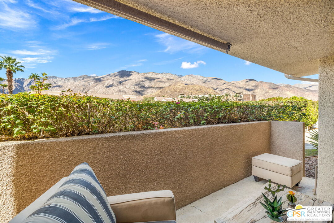 605 E Amado Rd Unit: 618
