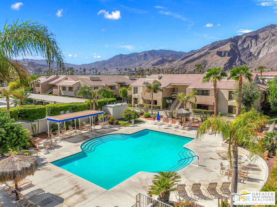 605 E Amado Rd Unit: 618