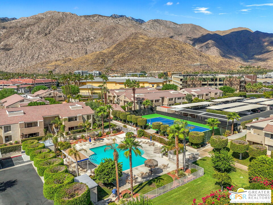 605 E Amado Rd Unit: 618