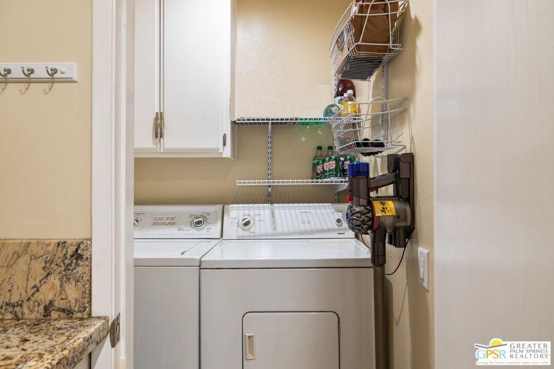 605 E Amado Rd Unit: 618