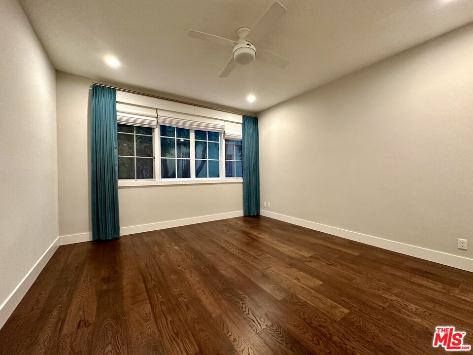 133 S Oakhurst Dr Unit: 102