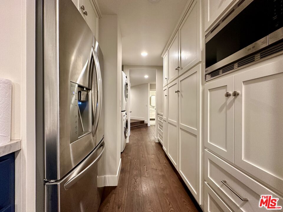 133 S Oakhurst Dr Unit: 102