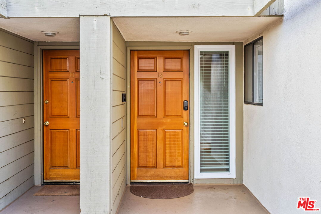 2909 Arizona Ave Unit: 15