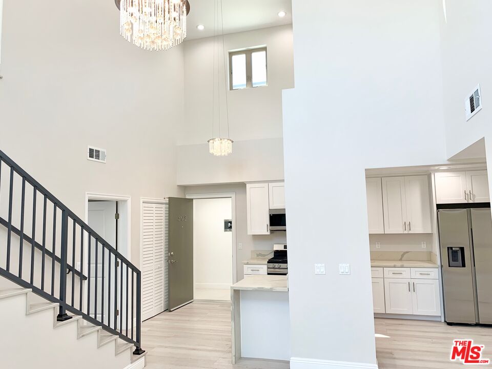 11753 Iowa Ave Unit: 302