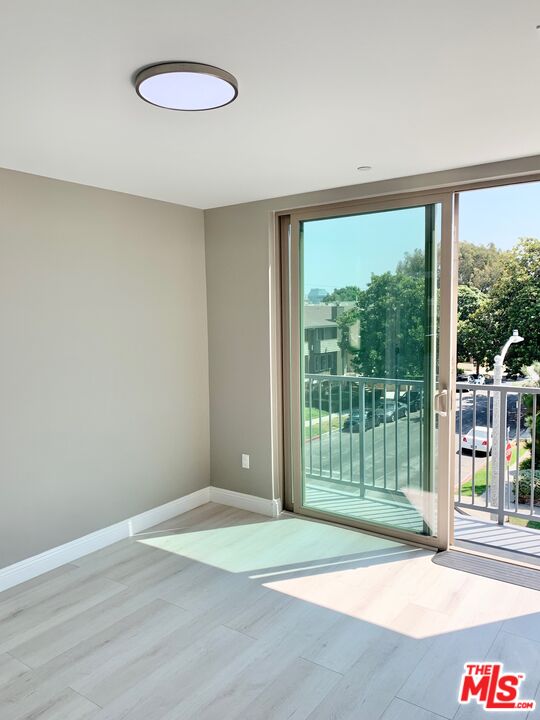 11753 Iowa Ave Unit: 302