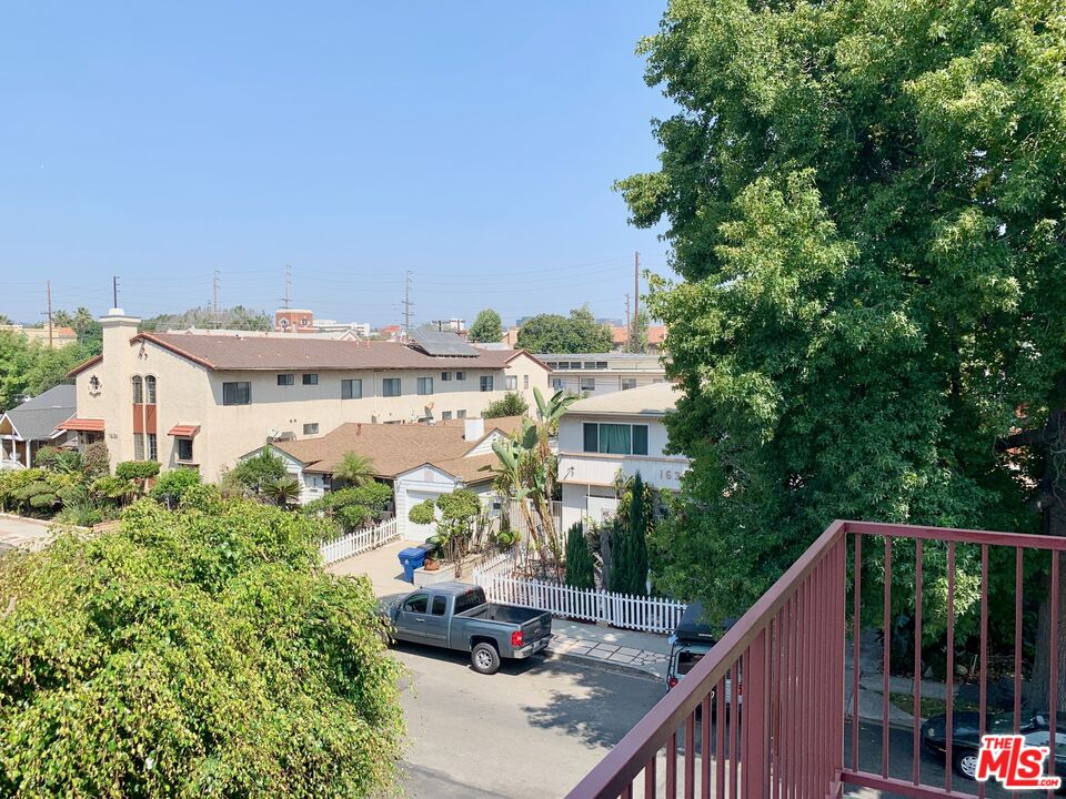 11753 Iowa Ave Unit: 302