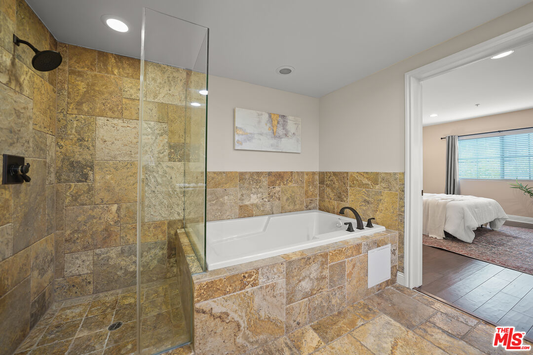 1845 Federal Ave Unit: 205