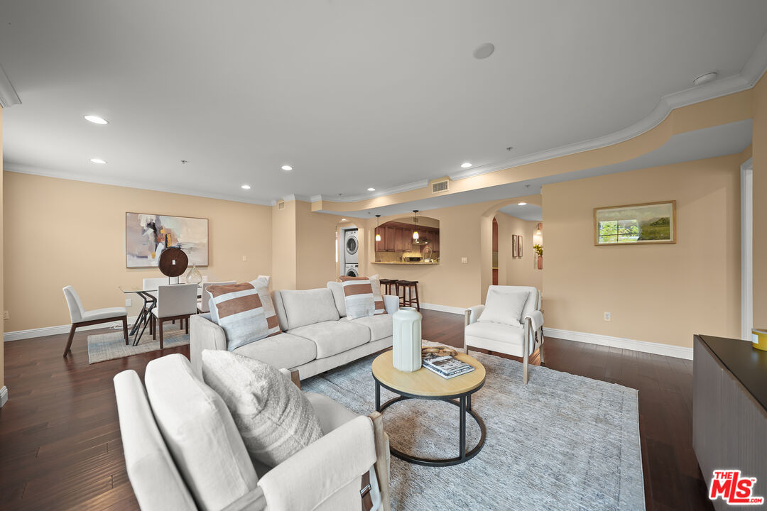 1845 Federal Ave Unit: 205