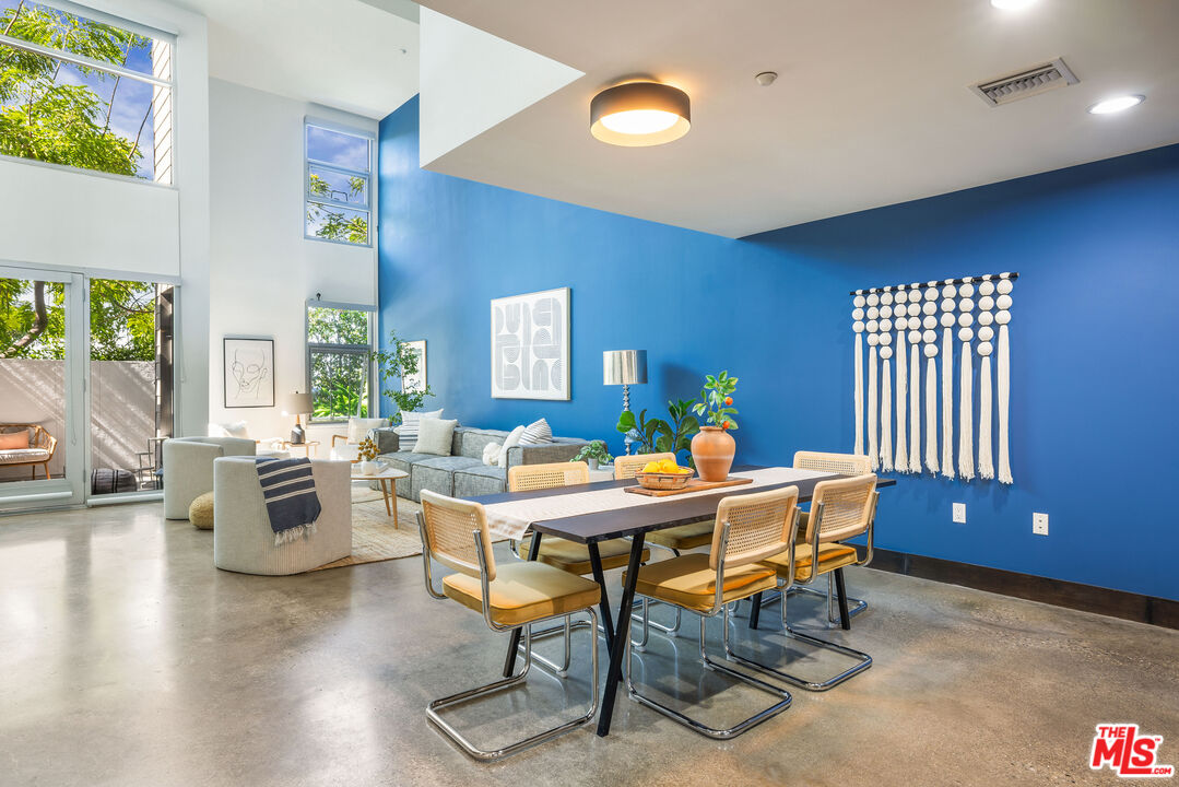 4111 W Sunset Blvd Unit: 343