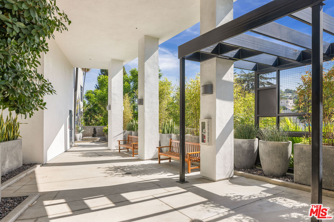 4111 W Sunset Blvd Unit: 343