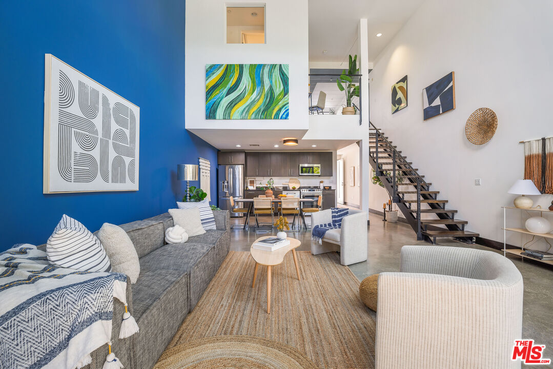 4111 W Sunset Blvd Unit: 343