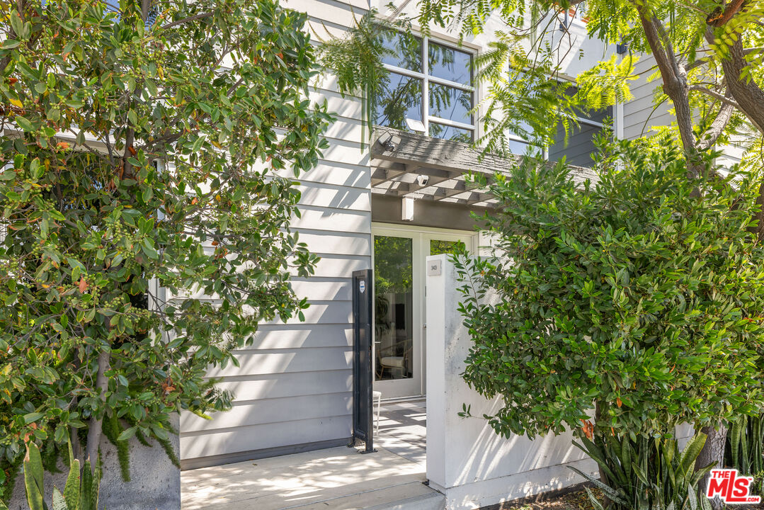 4111 W Sunset Blvd Unit: 343