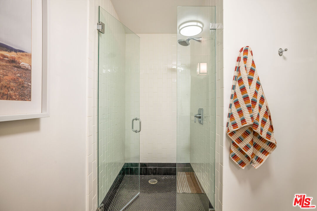 4111 W Sunset Blvd Unit: 343