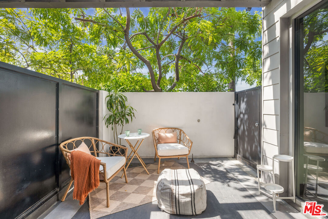 4111 W Sunset Blvd Unit: 343