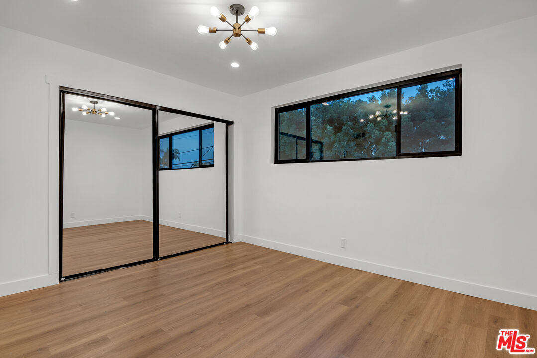 950 Havenhurst Dr Unit: Unit 6