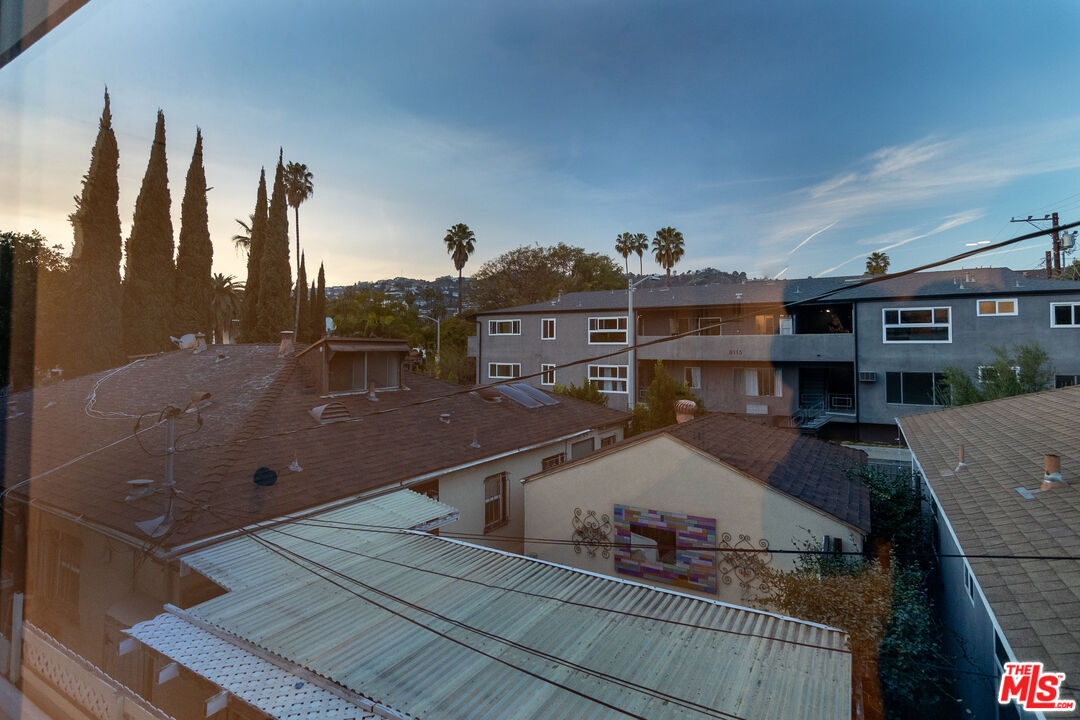 950 Havenhurst Dr Unit: Unit 6