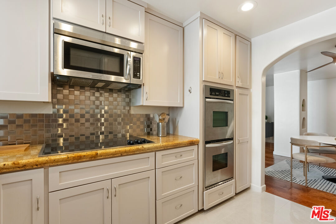 930 3rd ST Unit: 103